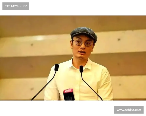 捷克足球门将传奇历程揭秘从辉煌到低谷的坚守与突破